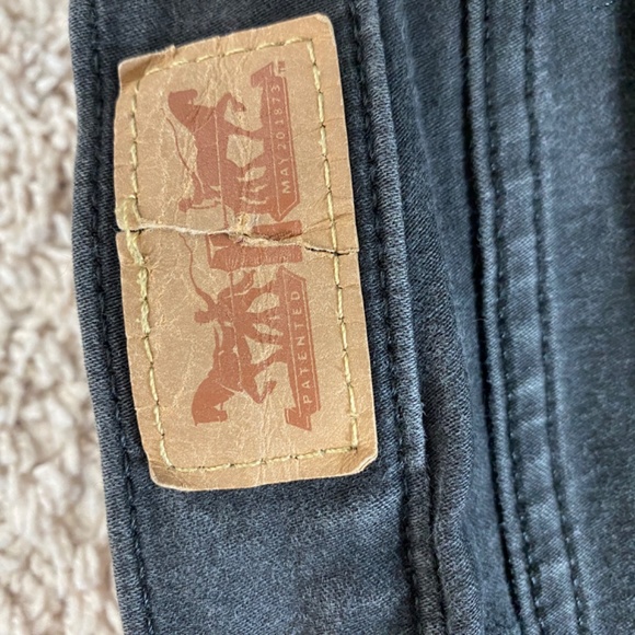 Levi's 710 Super Skinny Jeans Denim Pants Stretch Midrise 30x28 - Picture 8 of 9